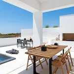 Seacarf Villa, 3 Magnificent In Beach, Bedrooms 12, Sleeps 27 Willa *