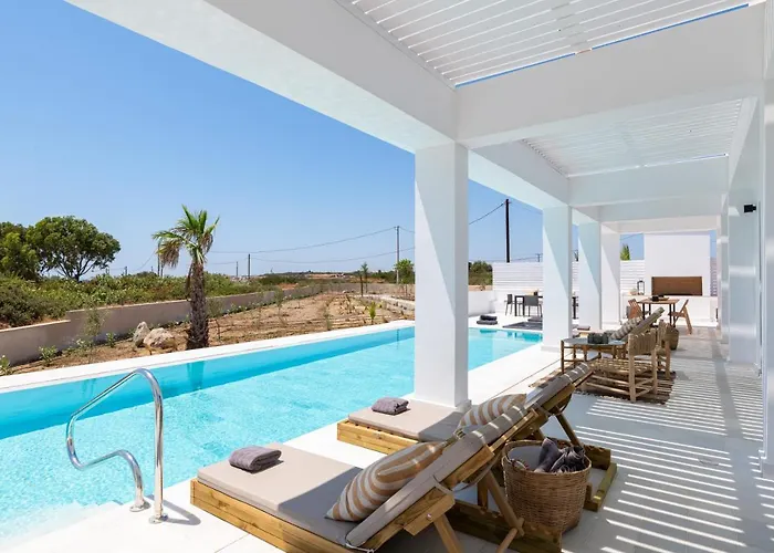 Seacarf Villa, 3 Magnificent In Beach, Bedrooms 12, Sleeps 27 *