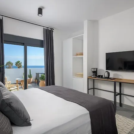 Seacarf Villa, 3 Magnificent In Beach, Bedrooms 12, Sleeps 27