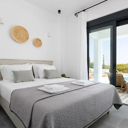 Seacarf Villa, 3 Magnificent In Beach, Bedrooms 12, Sleeps 27 Villa