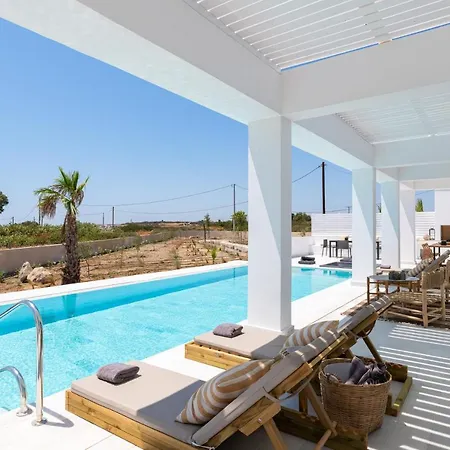 Seacarf Villa, 3 Magnificent In Beach, Bedrooms 12, Sleeps 27 *