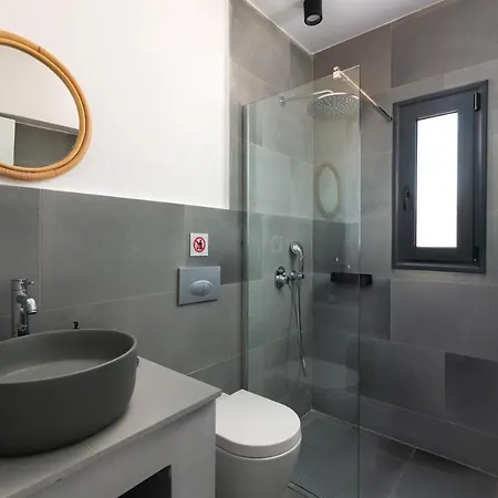 Seacarf Villa, 3 Magnificent In Beach, Bedrooms 12, Sleeps 27 Villa